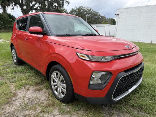 Red 2021 Kia Soul LX