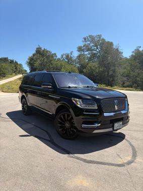 Black 2020 Lincoln Navigator L Reserve