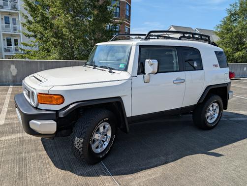 2012 Toyota FJ Cruiser Base