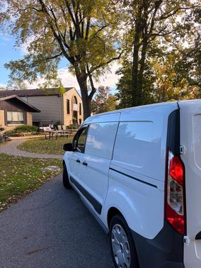 White 2015 Ford Transit Connect XL