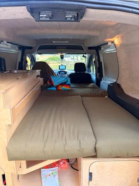 White 2015 Ford Transit Connect XL