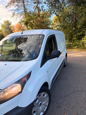 White 2015 Ford Transit Connect XL