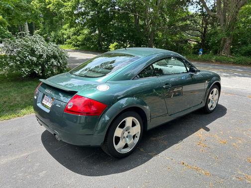 Green 2001 Audi TT quattro