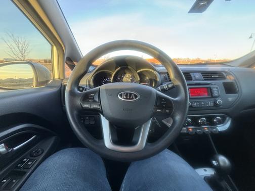 2012 Kia Rio LX