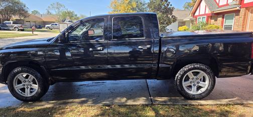 2011 Dodge Dakota Big Horn/Lone Star