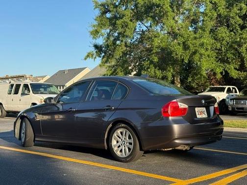 Gray 2007 BMW 328 i