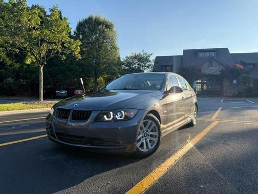 Gray 2007 BMW 328 i