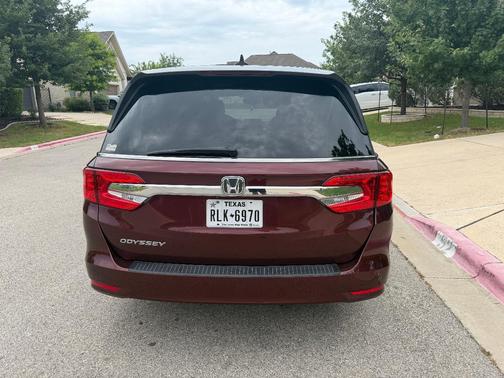 Red 2019 Honda Odyssey EX-L