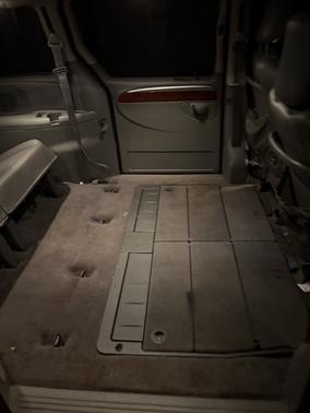 Black 2006 Chrysler Town & Country Limited