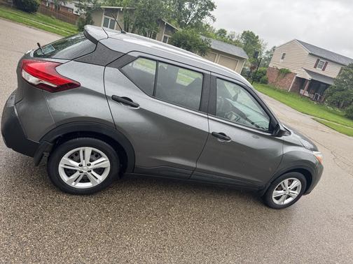 2018 Nissan Kicks S