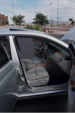 2005 Toyota Avalon XLS