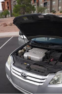 2005 Toyota Avalon XLS