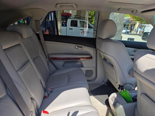 Silver 2007 Lexus RX 350 Base