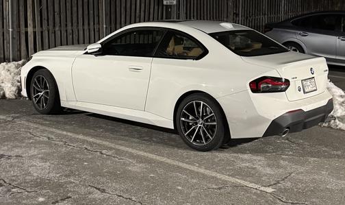 2025 BMW 230 i xDrive