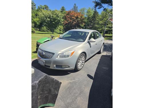 Gold 2011 Buick Regal CXL