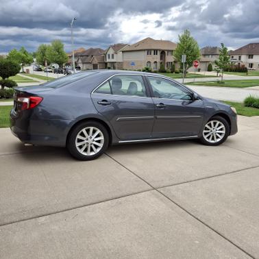 2012 Toyota Camry Hybrid XLE
