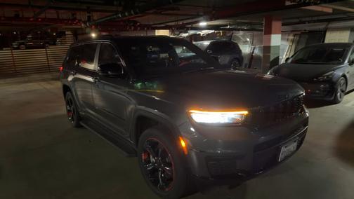 Gray 2025 Jeep Grand Cherokee L Altitude X