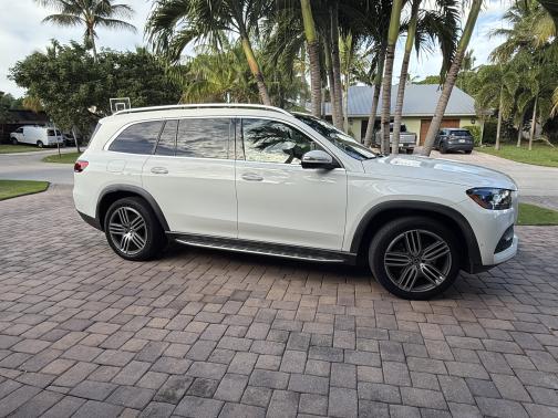 2021 Mercedes-Benz GLS 450 4MATIC