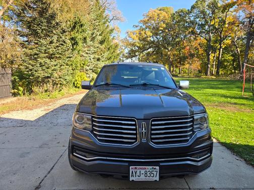Gray 2017 Lincoln Navigator L Select