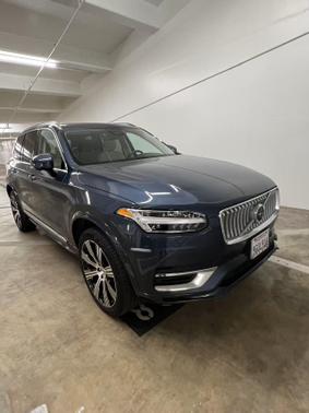 2023 Volvo XC90 Recharge Plug-In Hybrid T8 Plus Bright Theme 7 Passenger