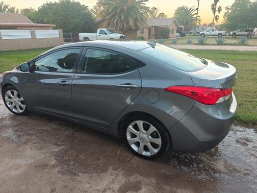 Gray 2011 Hyundai ELANTRA Limited