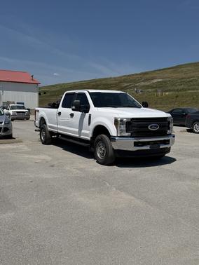 White 2018 Ford F-250 XL