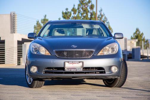 Blue 2005 Lexus ES 330 Base
