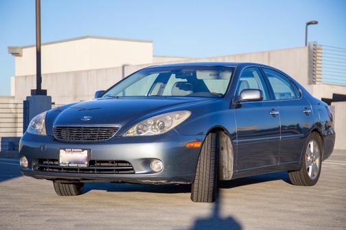 Blue 2005 Lexus ES 330 Base