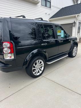 2010 Land Rover LR4 Lux