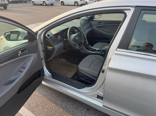 2014 Hyundai SONATA SE 2.0T