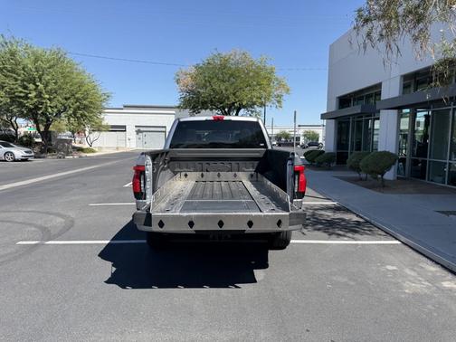 2023 Ford F-150 Lightning XLT