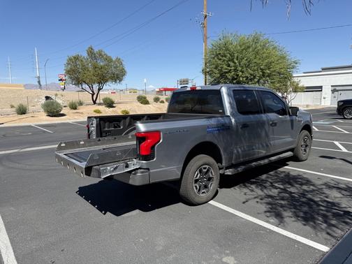 2023 Ford F-150 Lightning XLT