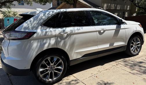 White 2015 Ford Edge Titanium