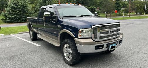 2006 Ford F-350 Lariat Crew Cab Super Duty