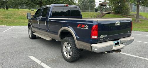 2006 Ford F-350 Lariat Crew Cab Super Duty