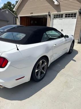 2015 Ford Mustang V6