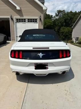 2015 Ford Mustang V6