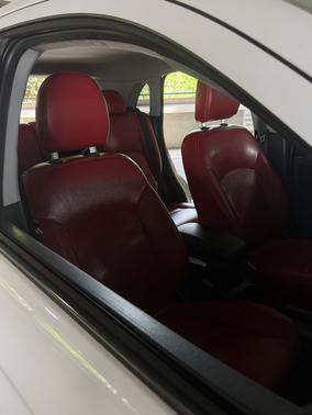 White 2017 Mitsubishi Outlander Sport 2.0 LE