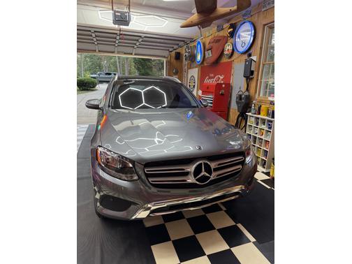 2018 Mercedes-Benz GLC 300 Base