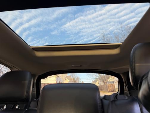 Black 2015 Nissan Pathfinder Platinum