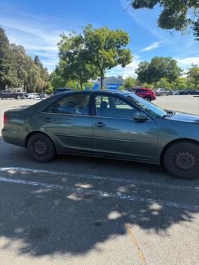 Green 2003 Toyota Camry LE
