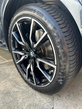 Gray 2022 BMW X7 xDrive40i