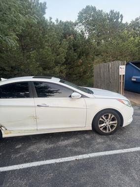 2011 Hyundai SONATA Limited