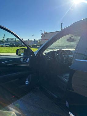 2017 INFINITI QX60 Base