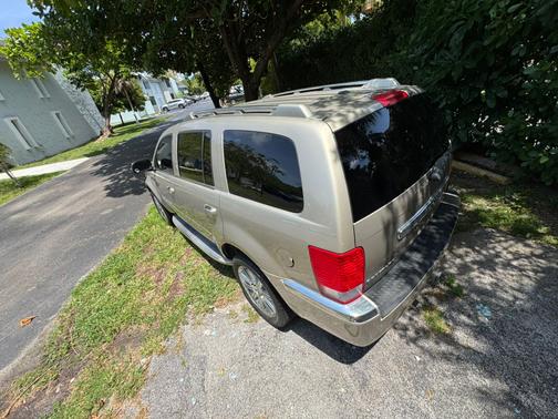 2009 Chrysler Aspen Limited