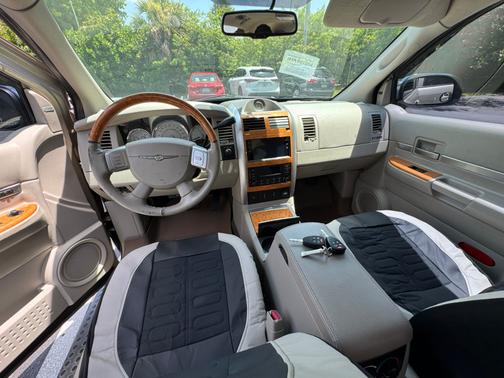 2009 Chrysler Aspen Limited