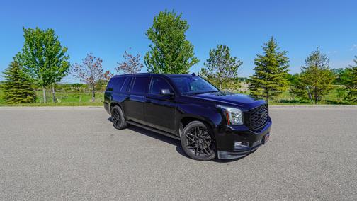 Black 2019 GMC Yukon XL Denali