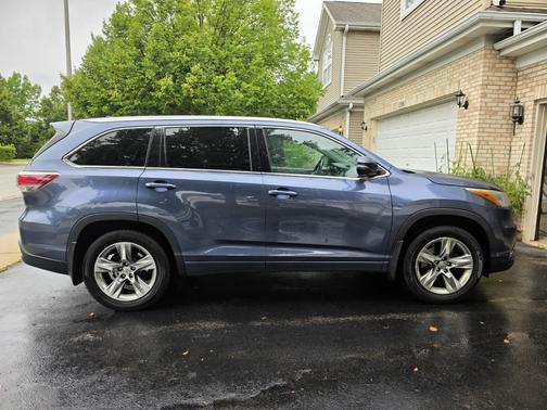 Blue 2015 Toyota Highlander Limited Platinum