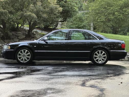 2003 Audi S8 4.2 quattro