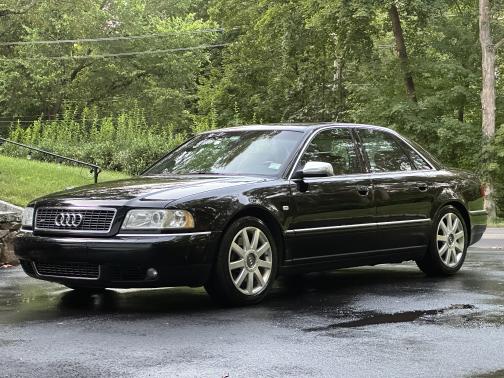 2003 Audi S8 4.2 quattro